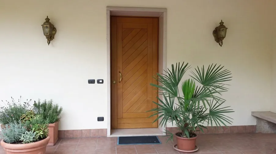 Portoncini in legno Infissi Mantovani Verona